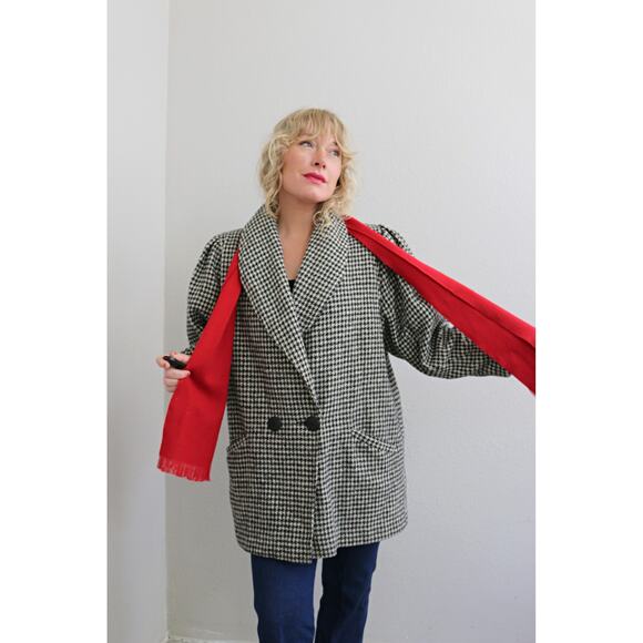 1980's Vintage Houndstooth Wool Coat ~ Women's LG XL ~ 80's Red Fringe Scarf - Picture 1 of 9